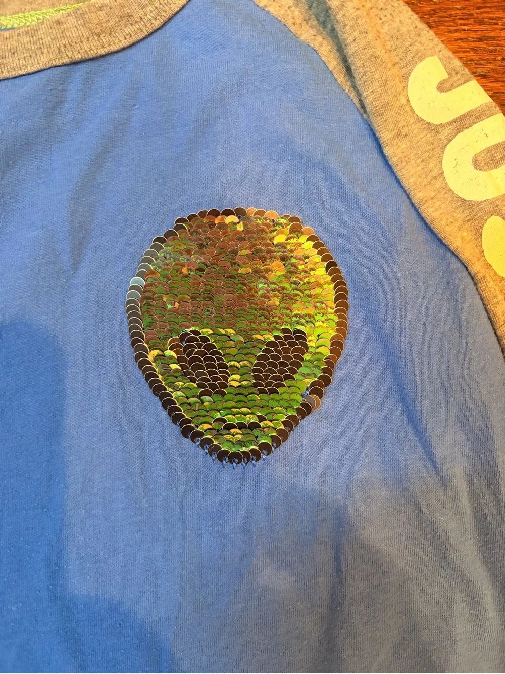 OshKosh B'gosh Blue & Gray Raglan Tee with Green Sequin Alien
